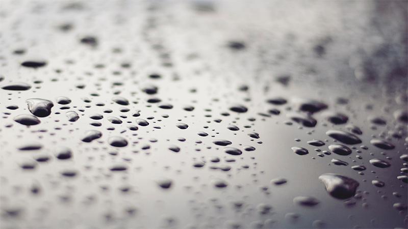 Droplets on metal